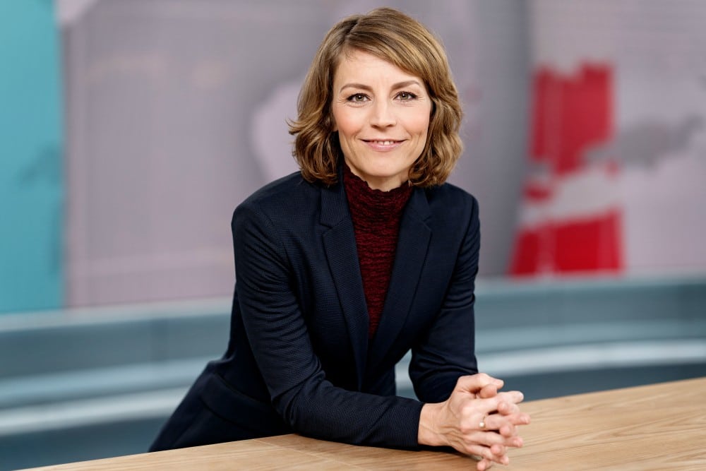 Coronakrisen tog toppen i TV Avisen i 42 dage i streg – og andre vilde tal fra en ny analyse af dækningen